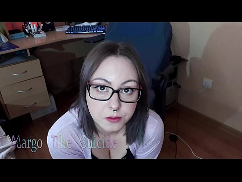 ❤️ Көз айнек тагынган сексуалдуу кыз Дилдону камерага терең соруп ❤❌ Секс видео бизде ky.vanalize.ru ❤